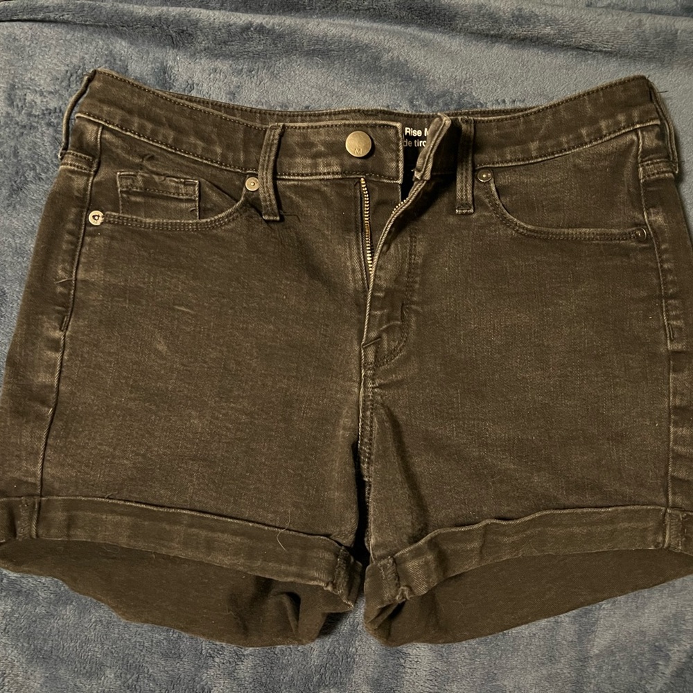 Mission Denim Super Stretch High Rise Midi Shorts. Size 8.